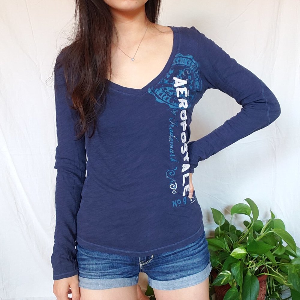 Navy Aeropostale long-sleeve shirt